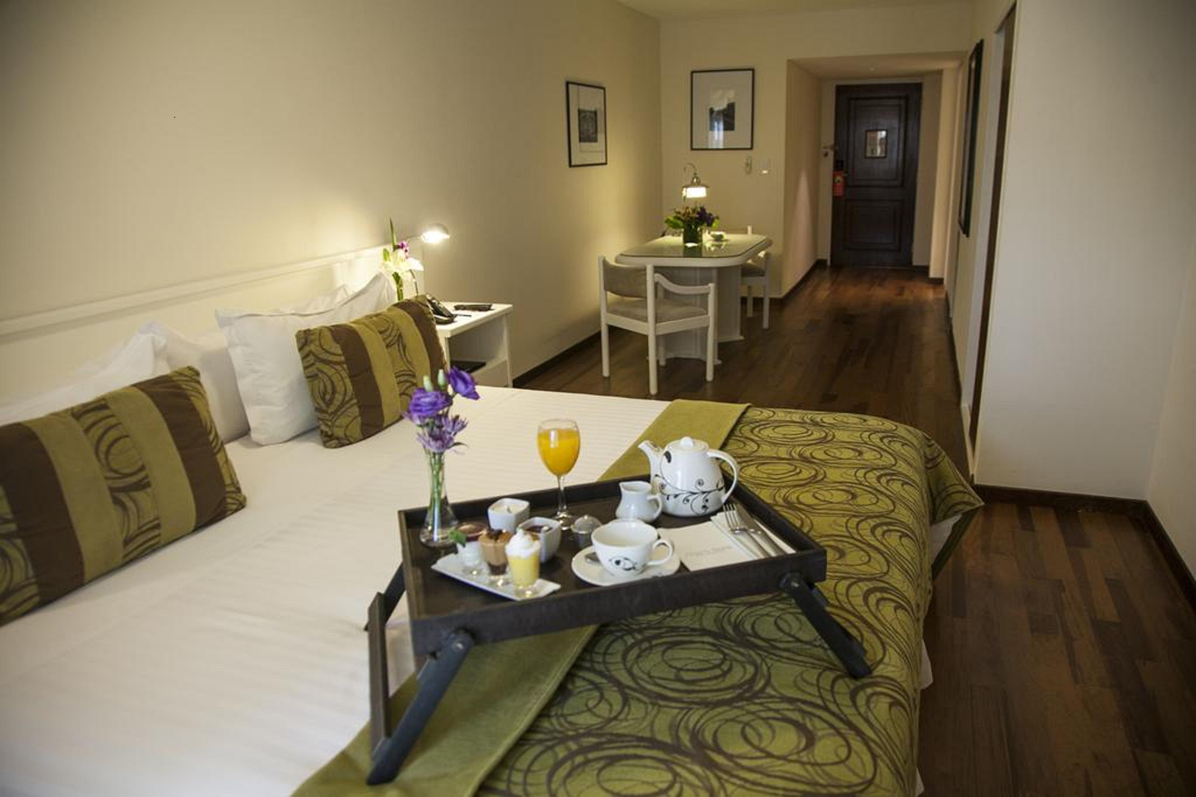 Feir'S Park Hotel & Rooftop Буэнос-Айрес Экстерьер фото A room at the hotel