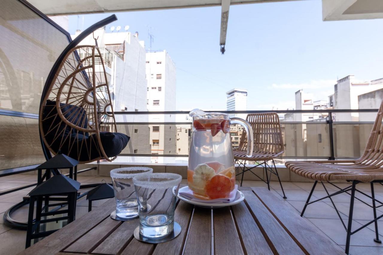Feir'S Park Hotel & Rooftop Буэнос-Айрес Экстерьер фото A balcony in Buenos Aires, Argentina