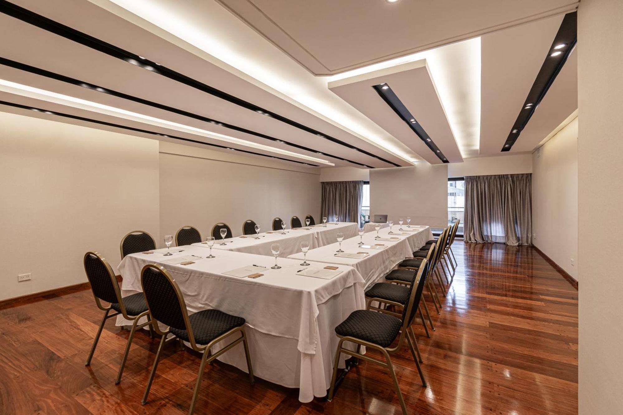 Feir'S Park Hotel & Rooftop Буэнос-Айрес Экстерьер фото Meeting room