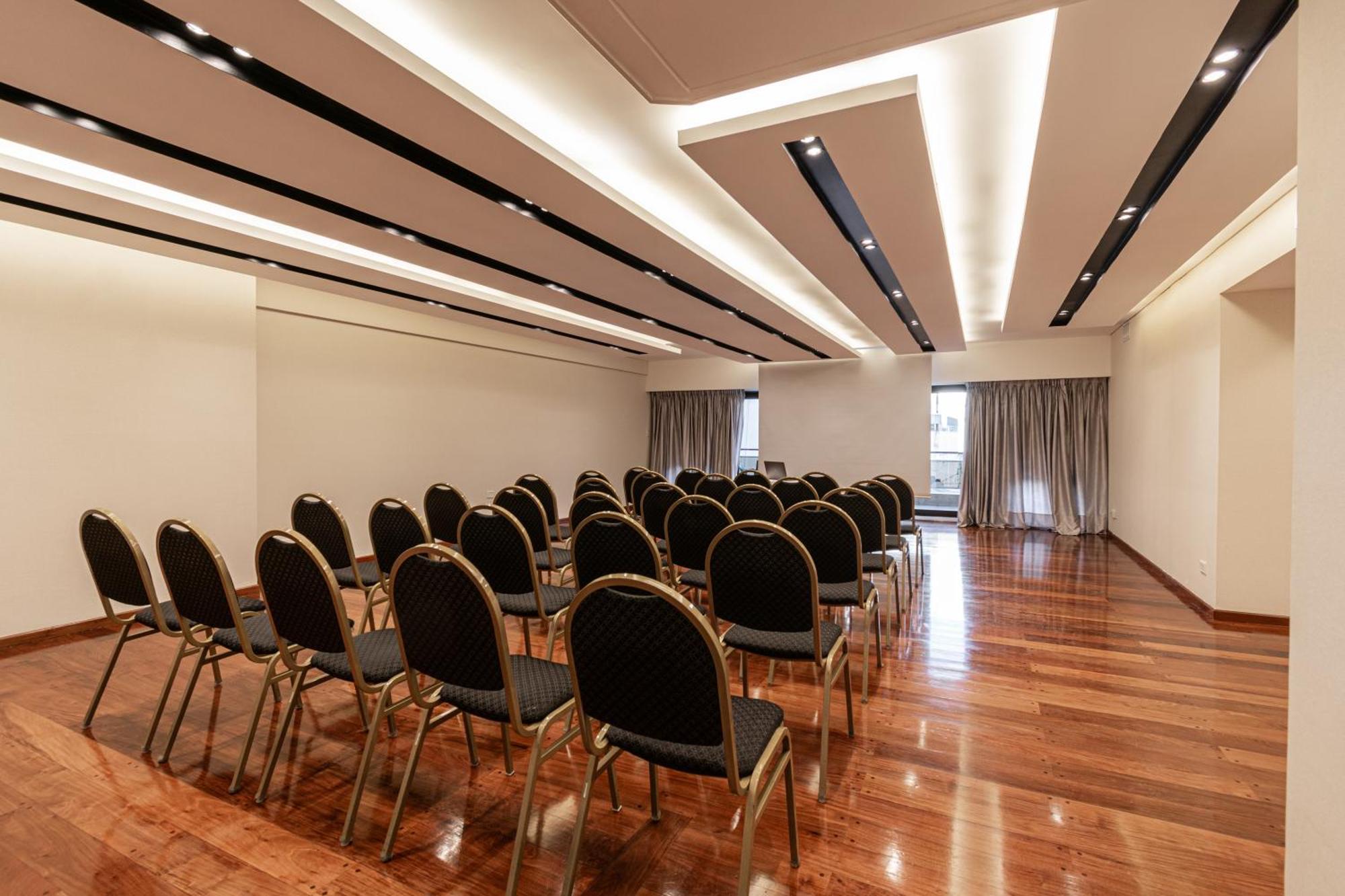 Feir'S Park Hotel & Rooftop Буэнос-Айрес Экстерьер фото The conference room