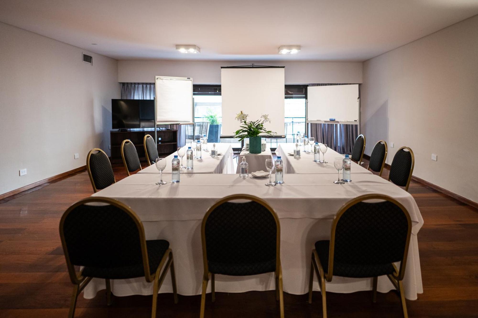 Feir'S Park Hotel & Rooftop Буэнос-Айрес Экстерьер фото Meeting room