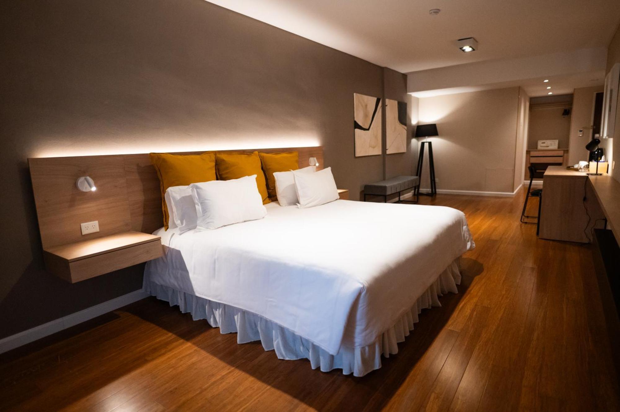 Feir'S Park Hotel & Rooftop Буэнос-Айрес Экстерьер фото A room at the hotel