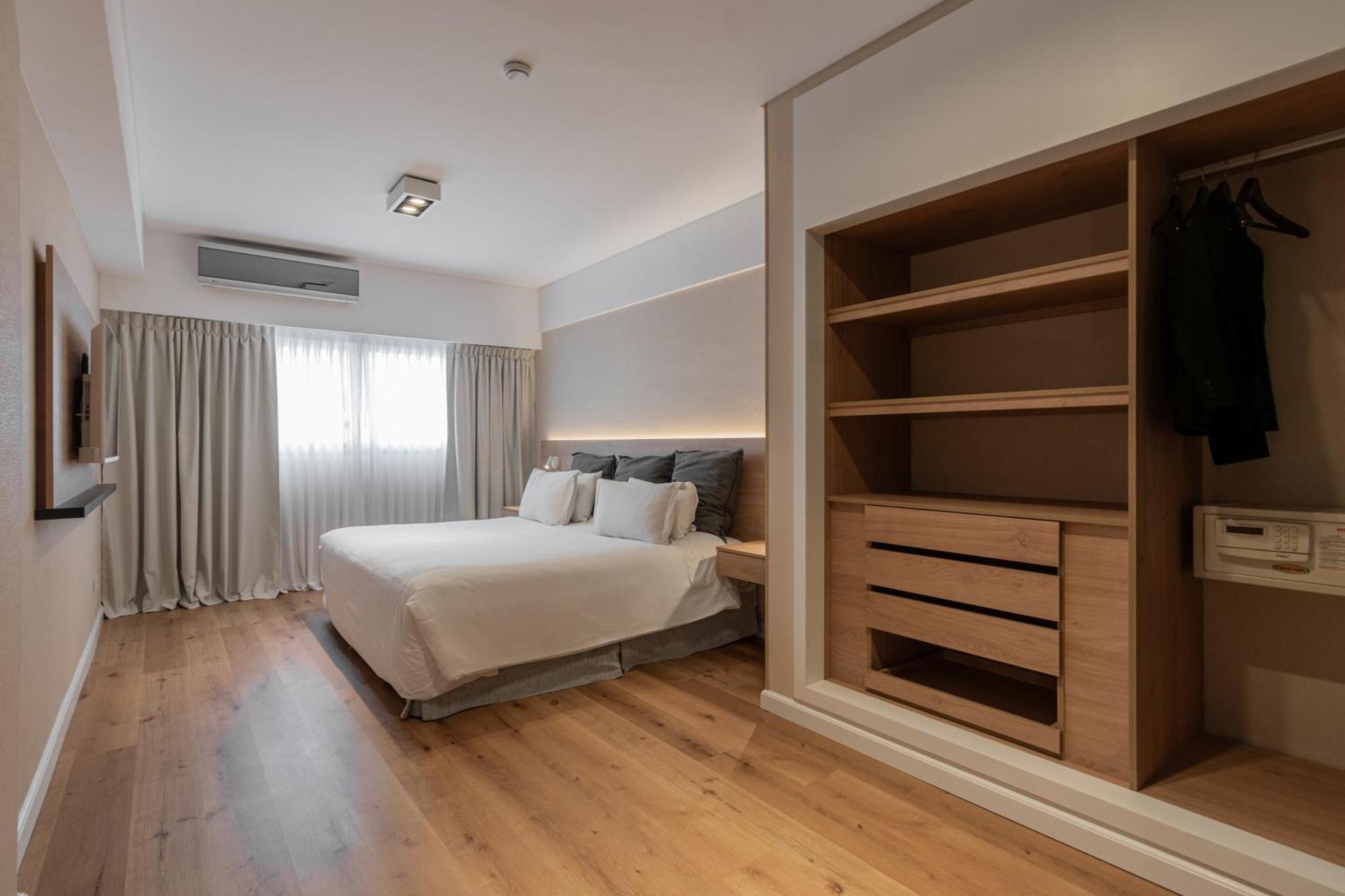 Feir'S Park Hotel & Rooftop Буэнос-Айрес Экстерьер фото A bedroom at the hotel